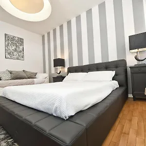 Maison 3*, Vérone Italie